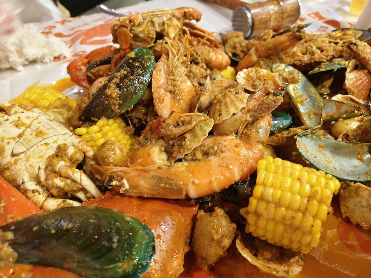 The Orange Bucket, Cajun-Fusion Restaurant-4